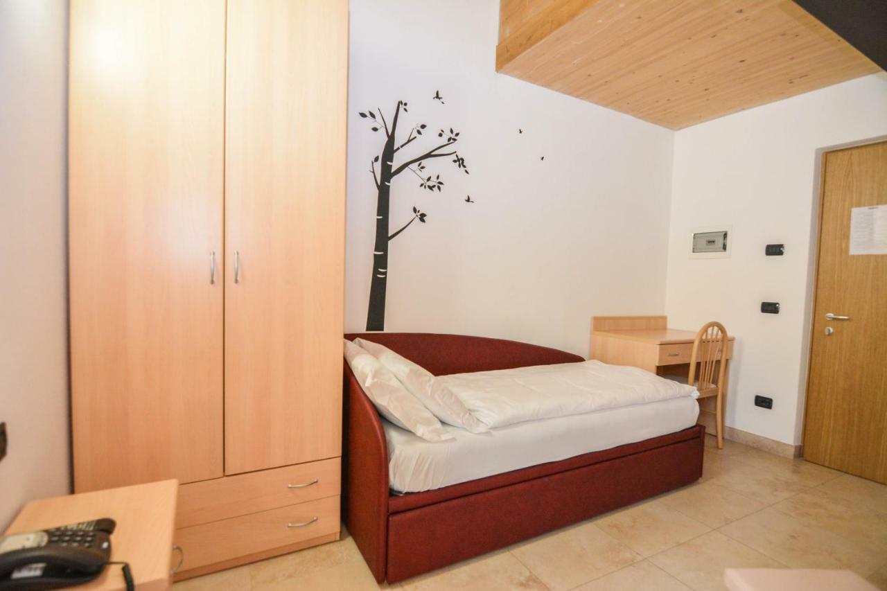 Alpieve Albergo Pieve Pieve Di Ledro Zewnętrze zdjęcie